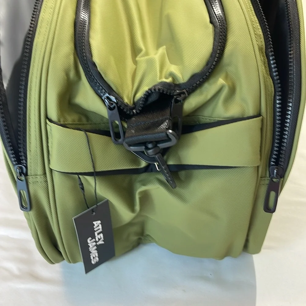 ATLEY JAMES DUFFEL  Bag with Durable Fabric and Zipper , LOTS OF COMPART…